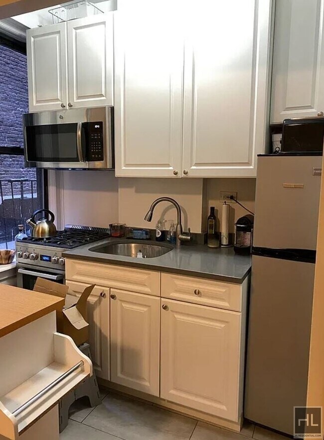 Photo - West 10th Street Unit 2G