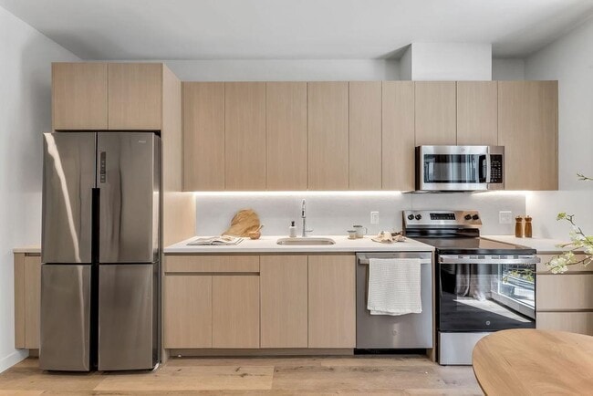 301 West Side Ave Unit 315