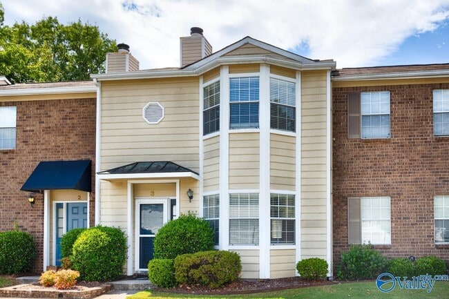 Photo - 11112 Memorial Pkwy SW