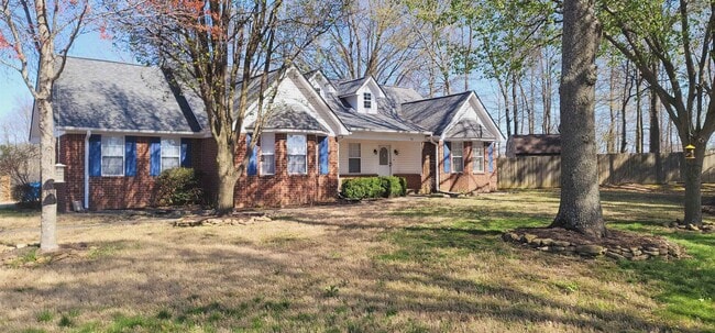 Building Photo - 50 Henderson Cove