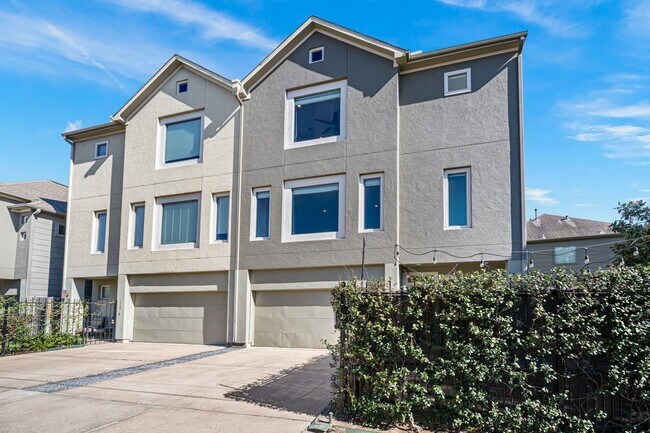 Photo - 1102 Patterson St