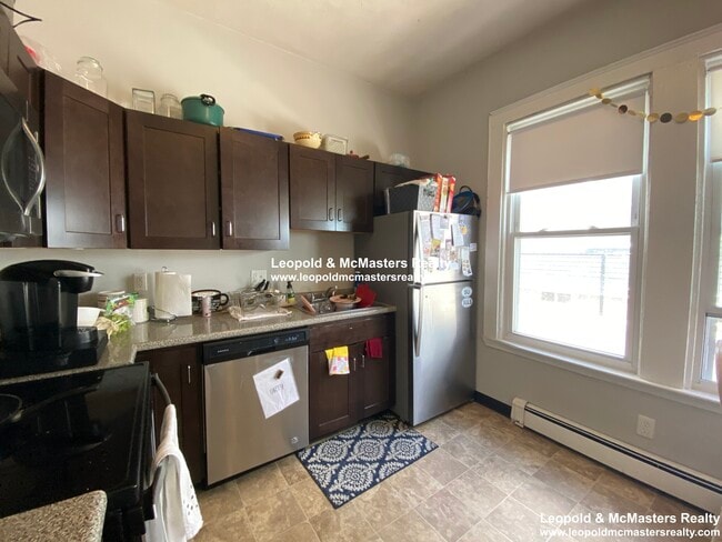 Photo - 172 Bigelow St