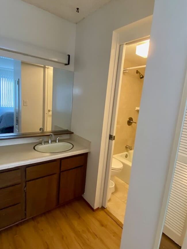 Photo - Four Paddle Condominium in Waikiki