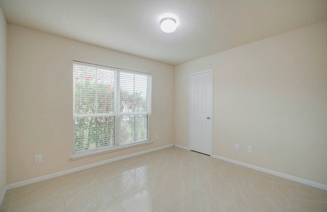 Photo - 15115 Russet Bend Ln