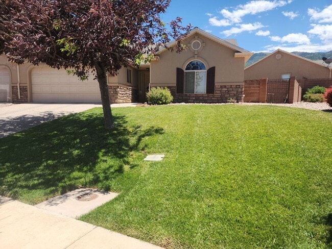 Pet Friendly Southern View Townhome - Pet Friendly Southern View Townhome