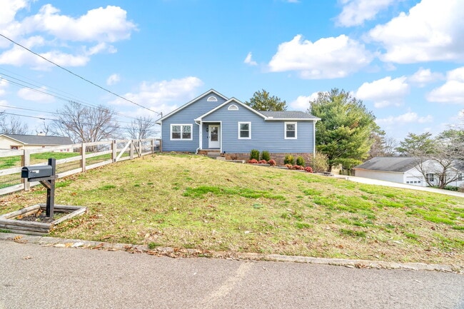 Photo - 5712 Walden Woods Ct NW