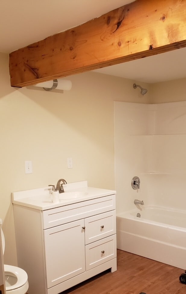 Photo - 114 E Main St Unit Apartment - 3