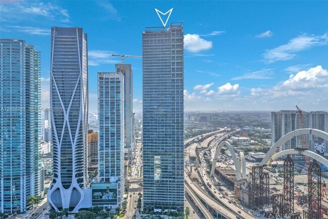 Photo - 1100 Biscayne Blvd Unidad 4308