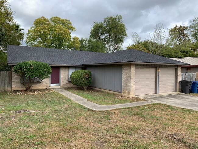 Photo - NICE 3 BEDROOM IN NORTH EAST ISD - EASY ACCESS TO RANDOLPH AFB, FT. SAM, 1604, 35, & SHOPPING