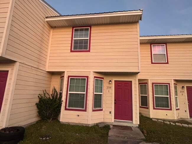 Building Photo - 256 N Berthe Ave Unit C