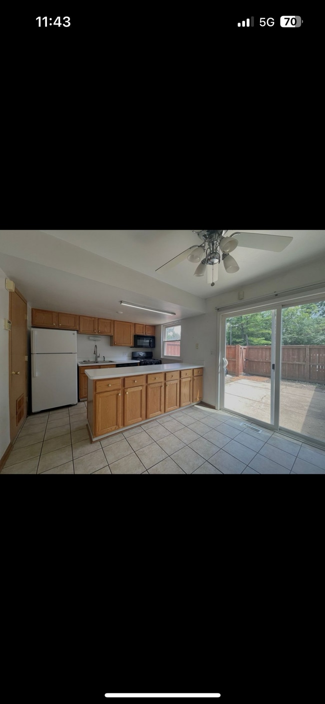 Photo - 1766 Hassell Rd