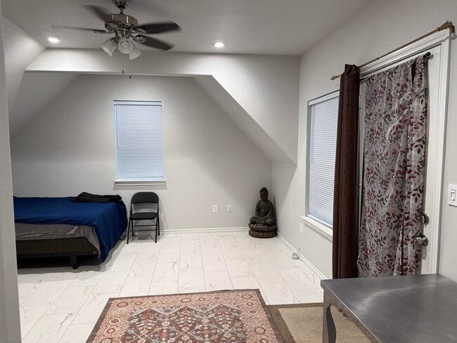 Photo - 739 Summit Springs Dr