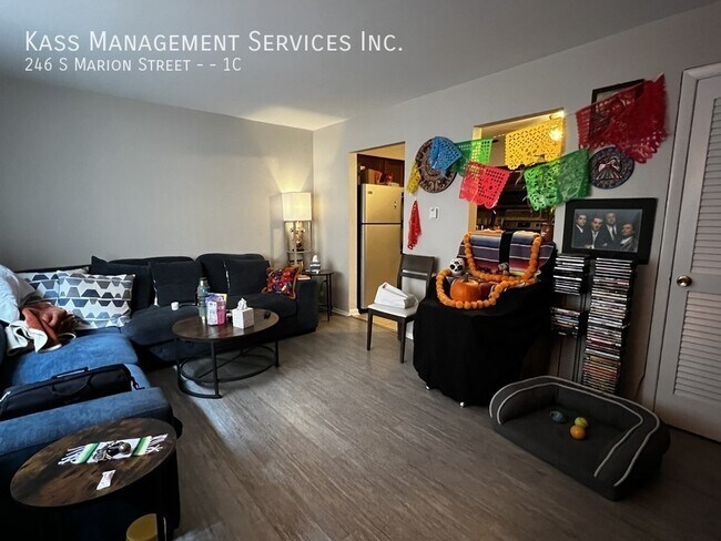 Building Photo - 246 S Marion St Unit 1C