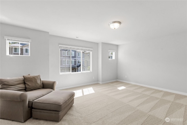 Photo - 3318 103rd Dr NE