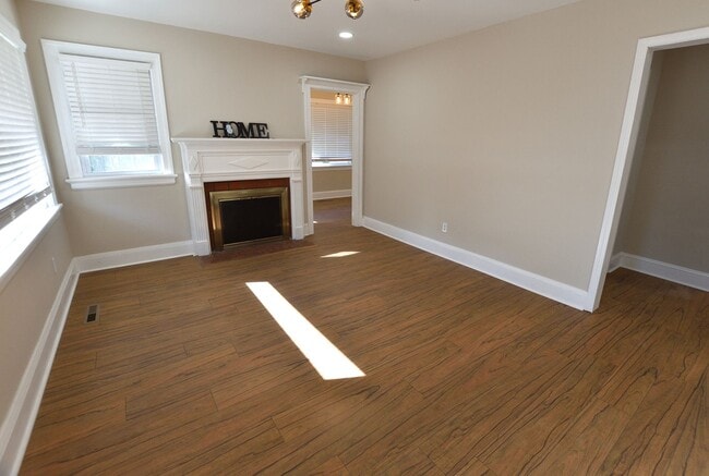 Photo - 1420 Eastern Ave