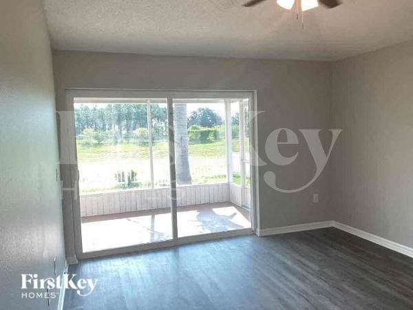 Photo - 242 Lady Diana Dr