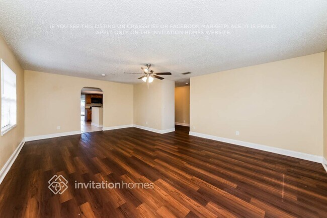 Photo - 2305 26th Ave W