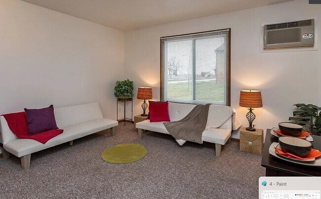 Photo - 918 E 17th St