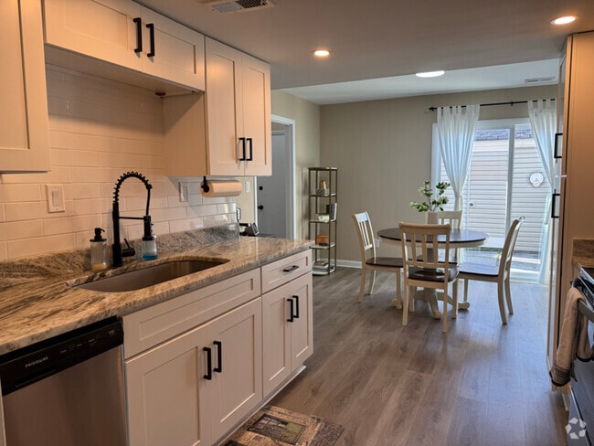 Building Photo - 3667 Ship Chandlers Wharf Whar Rental