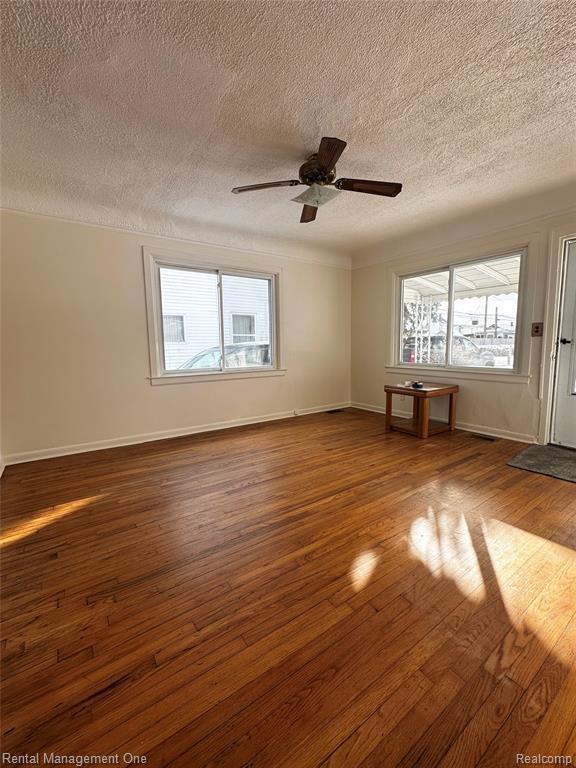 Photo - 7286 Gilman St