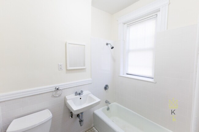 Photo - 27 Park Dr Unit #5