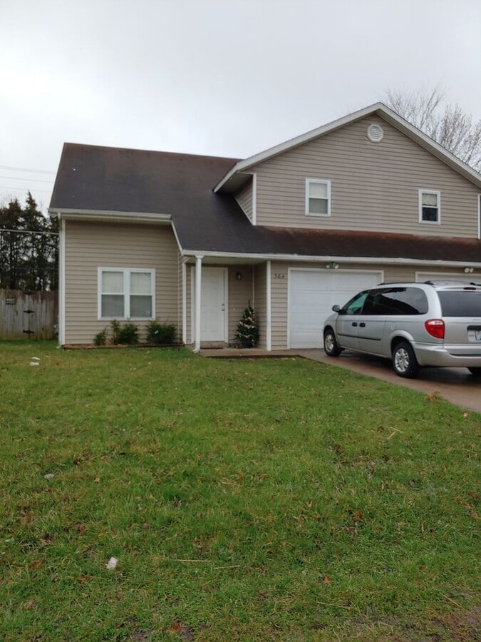 362/364 Chris Dr. - 362/364 Chris Dr. Unit 364