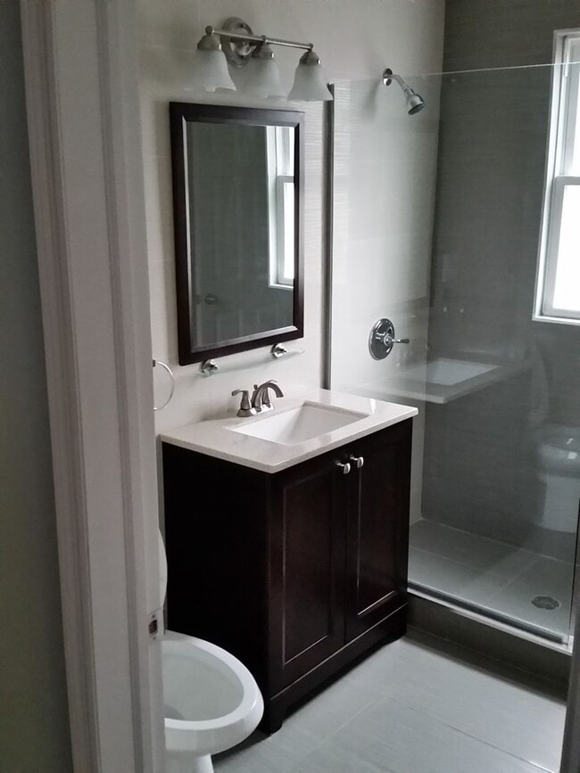 Photo - 662 State St Unit 662 State St