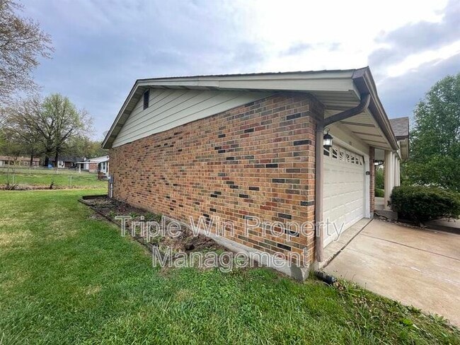 Photo - 1725 Orletto Way