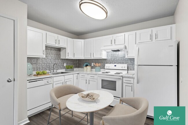 Gulf Cove Apartments