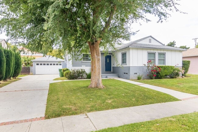 Photo - Charming single story home in heart of Reseda