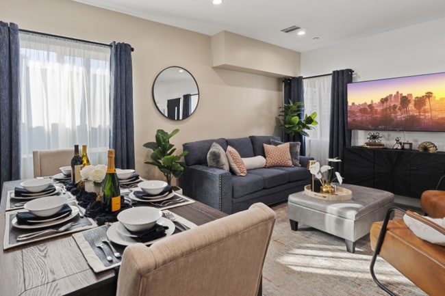 Building Photo - 5624 Raber St