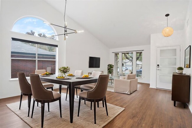 Photo - 4429 E Hove Loop