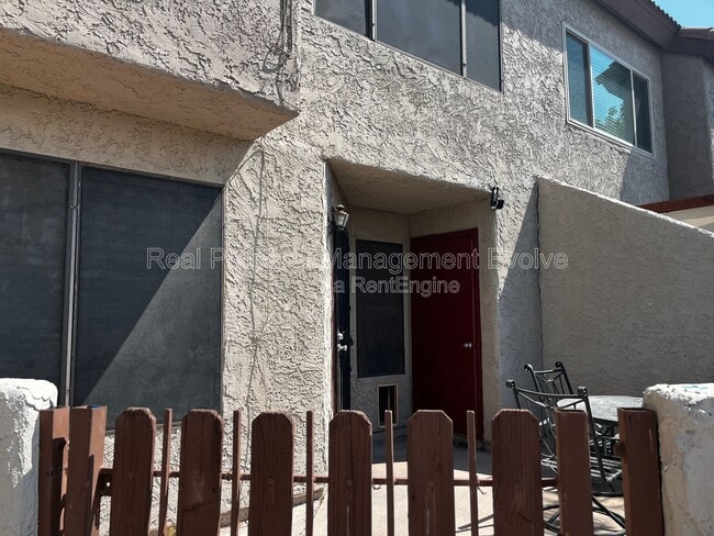 Photo - 2040 S Longmore Unit 41