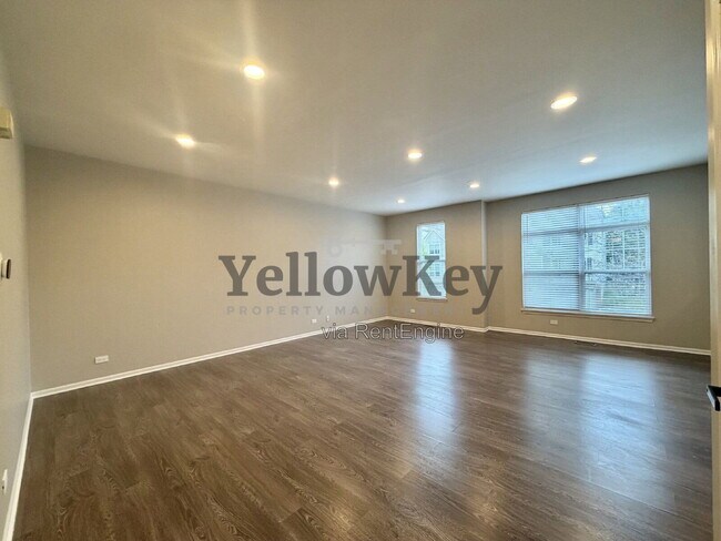 3371 Kentshire Cir