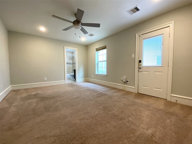 Photo - 5226 Kiam St Unidad 1010