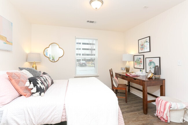2BR, 2BA - 931 SF - Bedroom - Trifecta