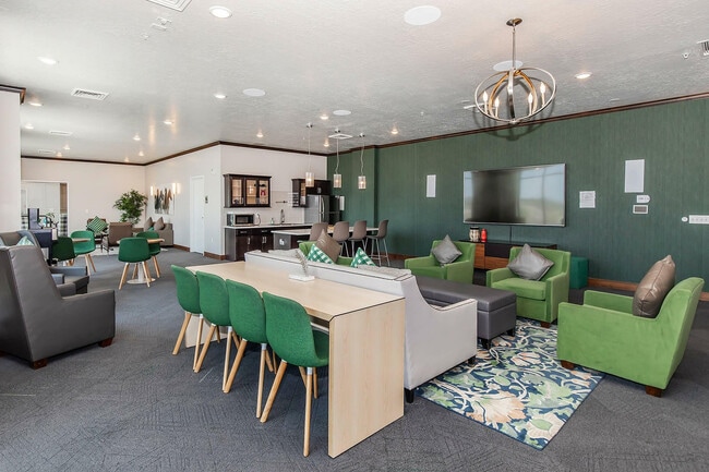 Clubhouse 1 - Seasons at Murray Crossing