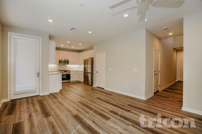 Photo - 31688 Willowood Way