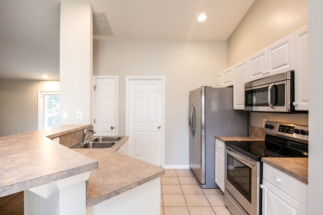 Photo - 3013 SW 4th Pl