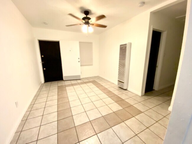 Photo - 444 E 91st St