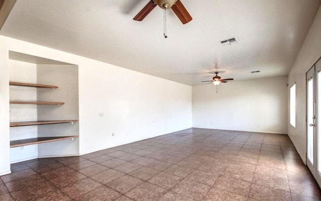 Photo - 1613 S 105th Dr