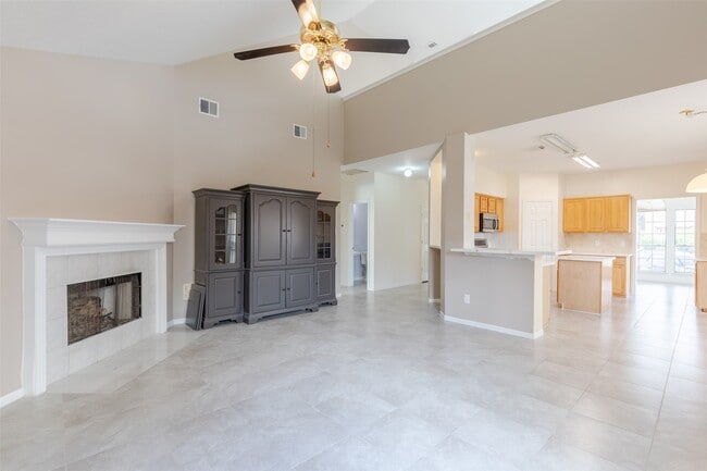 Photo - 12214 Meadow Ln Ct