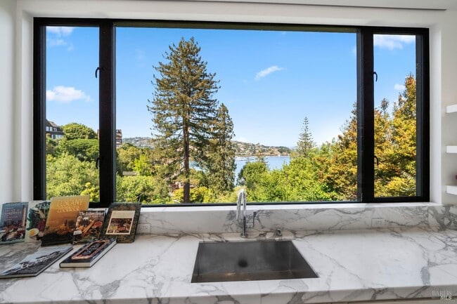 Building Photo - 408 Golden Gate Ave