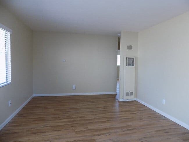 Photo - m497 - Mateer Unit 1211