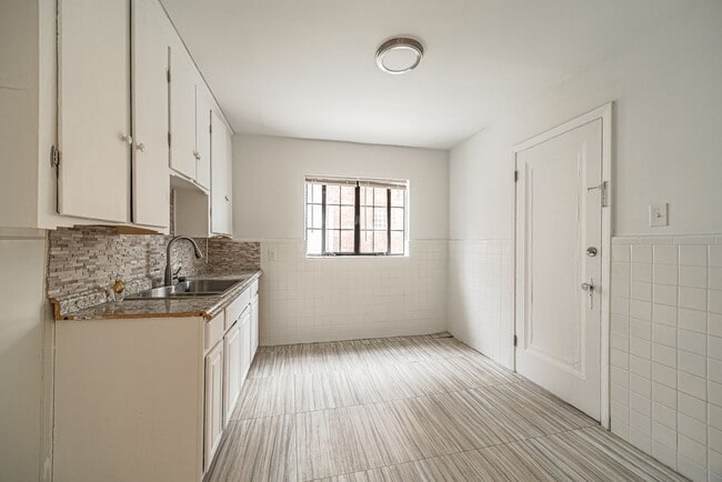 Photo - 17601/17603 Santa Rosa - FDR Unit 17601 Santa Rosa, Lower - V 11/30/24 (T)