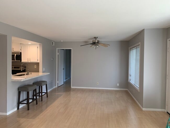 Building Photo - 11509 Fury Ln Unit 3 Rental