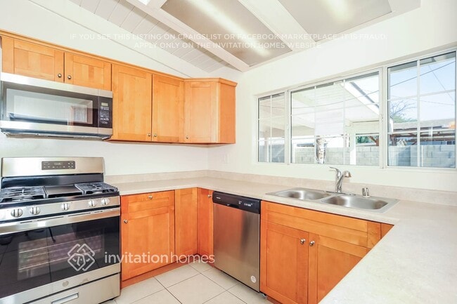 Photo - 8002 Crosnoe Ave