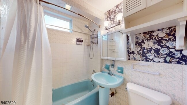 Photo - 225 Ward Pl Unit 2