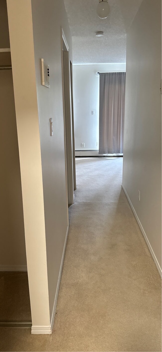 Photo - 4917-4961 61 Ave Unit CS-304