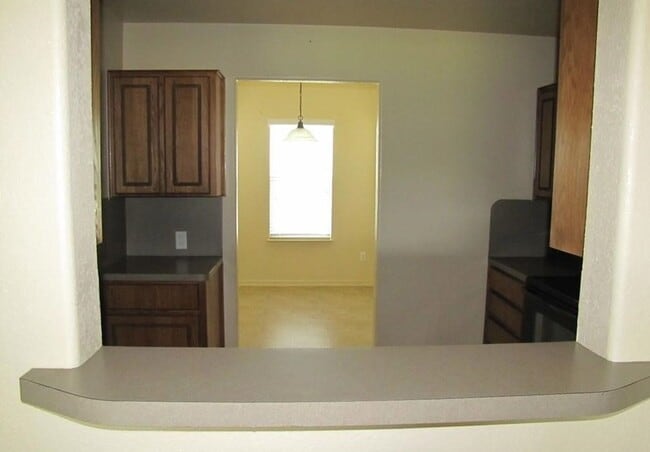 Photo - 4bed / 2 bath AVAILABLE SOON!!!!! MID JANUARY